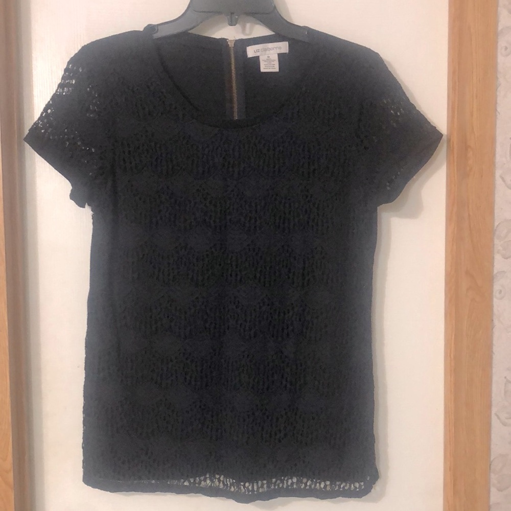 Black knitted shirt